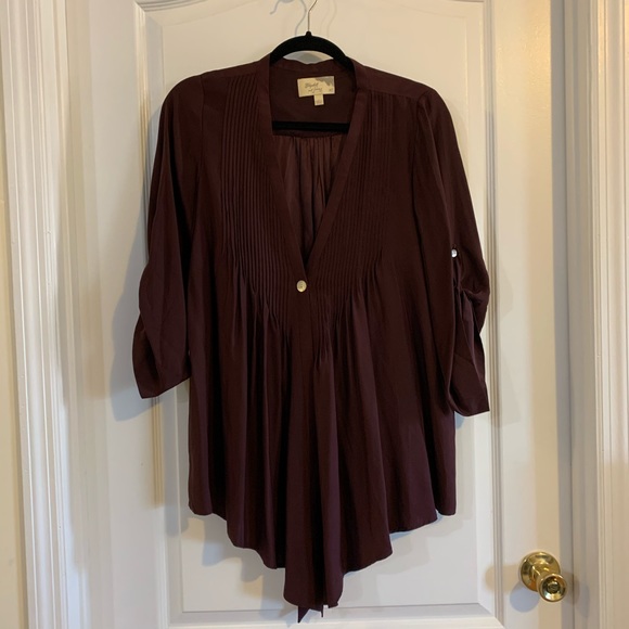 Elizabeth & James Deep Red Silk Tie Front Shirt- L - Picture 2 of 6